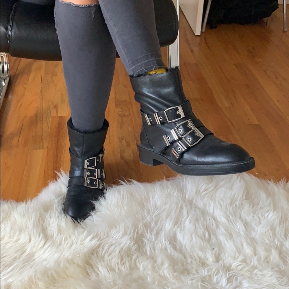 ZARA BLACK BUCKLE BOOTS